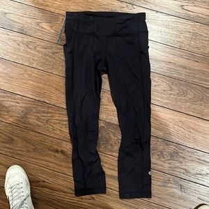 Worn mid rise cropped lululemon leggings
